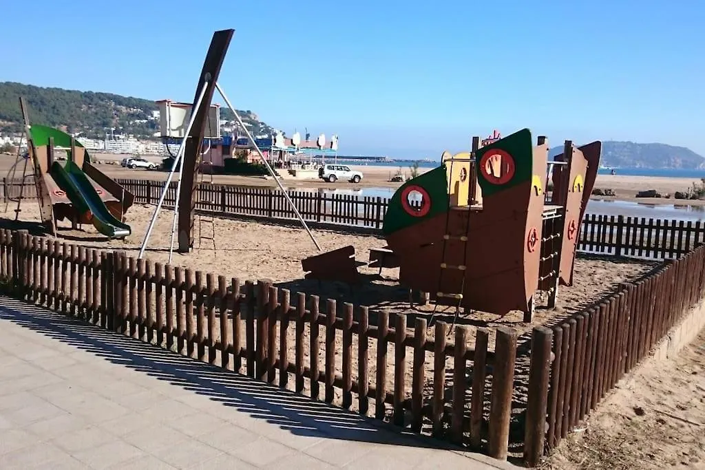 Cozy, Sunny And Close To The Beach L'Estartit Apartment